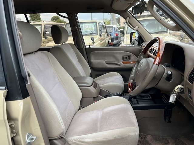 TOYOTA LANDCRUISER PRADO 2002