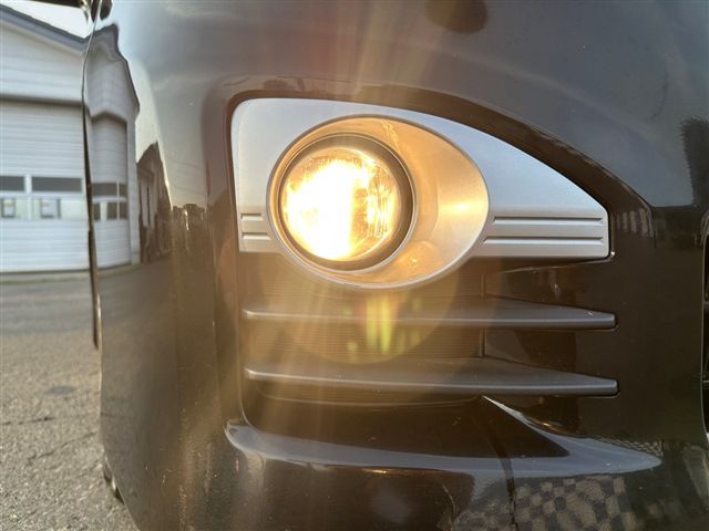 TOYOTA VOXY 4WD 2011