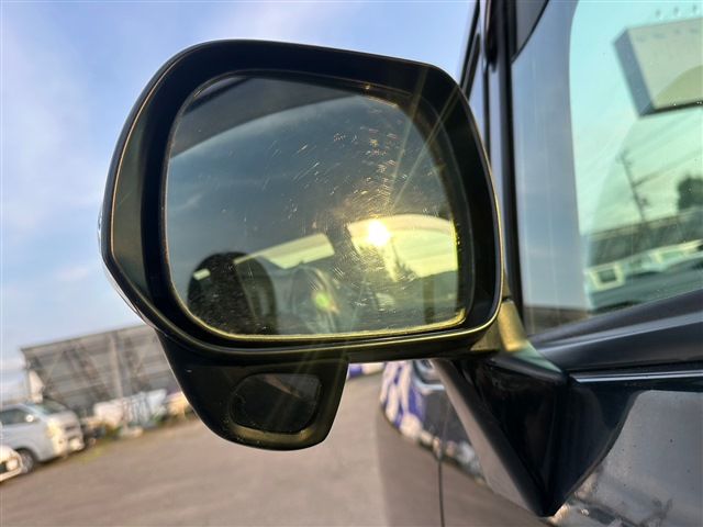 TOYOTA VOXY 4WD 2011