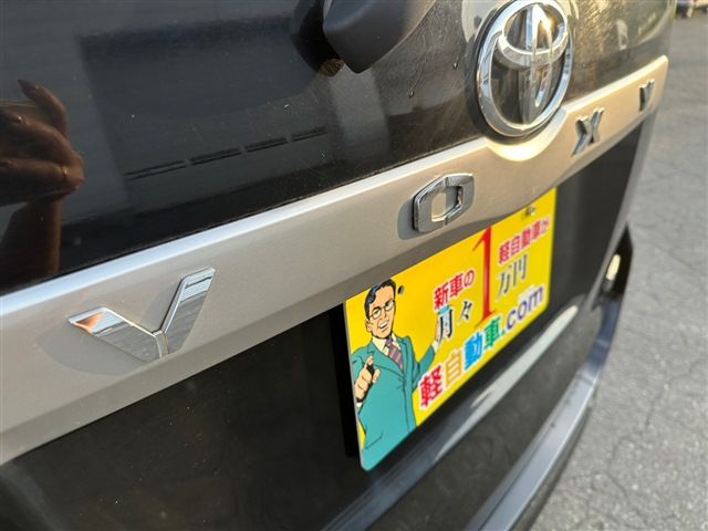 TOYOTA VOXY 4WD 2011