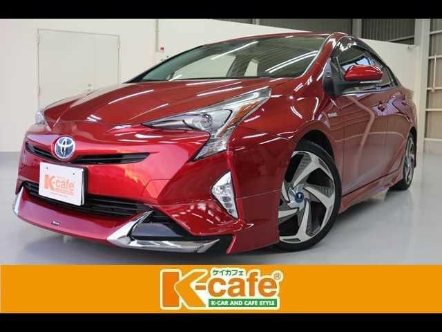 TOYOTA PRIUS 2016