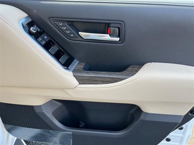 TOYOTA LANDCRUISER wagon 2023