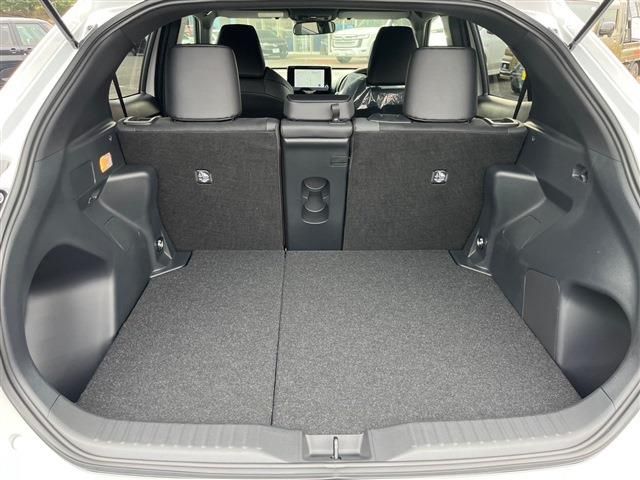 TOYOTA YARIS CROSS 2025