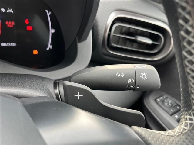 TOYOTA YARIS CROSS 2025