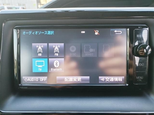 TOYOTA ESQUIRE HYBRID 2015