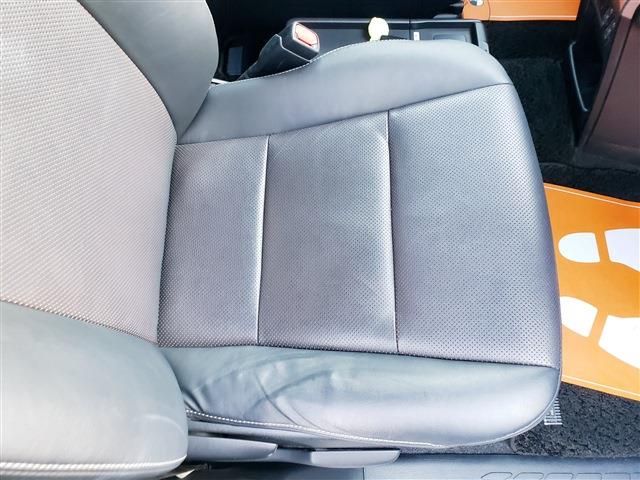 TOYOTA ESQUIRE HYBRID 2015