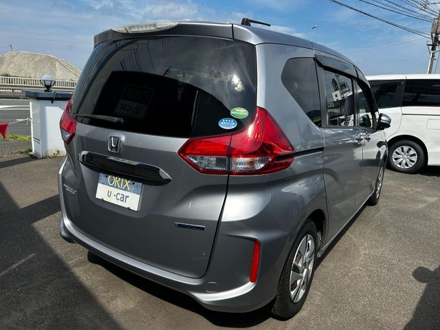 HONDA FREED HYBRID 2018