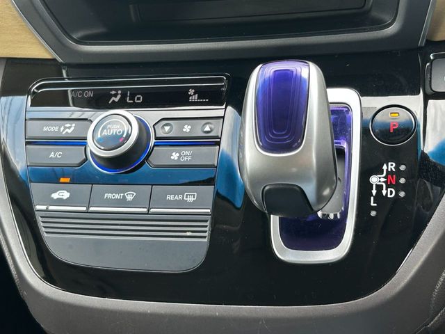 HONDA FREED HYBRID 2018