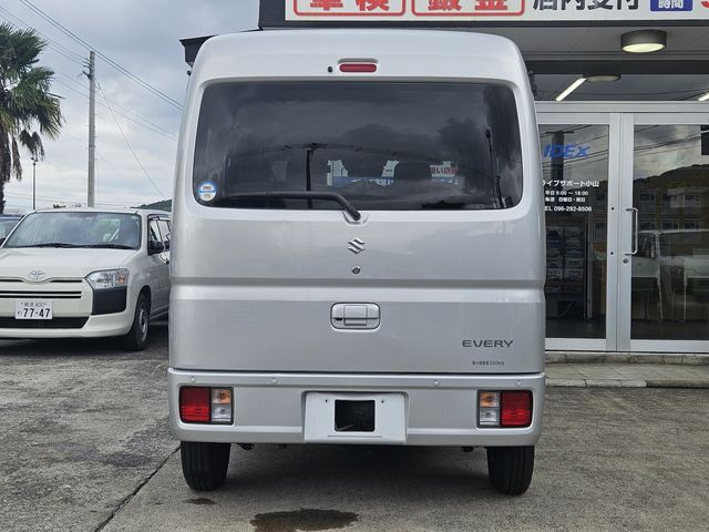 SUZUKI EVERY van 2022