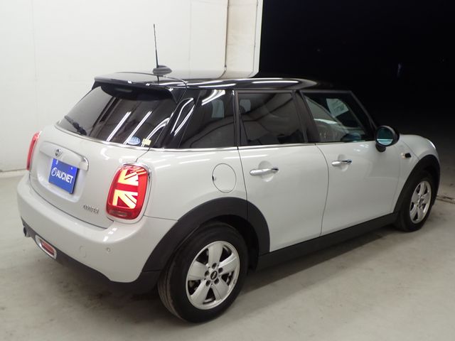 BMW MINI COOPER 5DOOR 2018