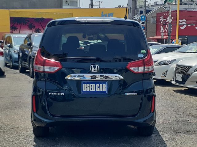 HONDA FREED HYBRID 2018