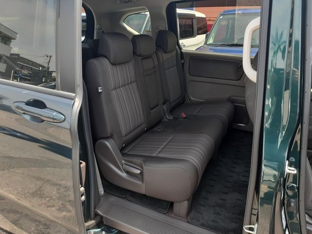 HONDA FREED HYBRID 2018