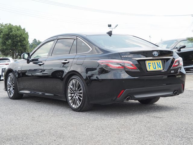 TOYOTA CROWN sedan hybrid 2020