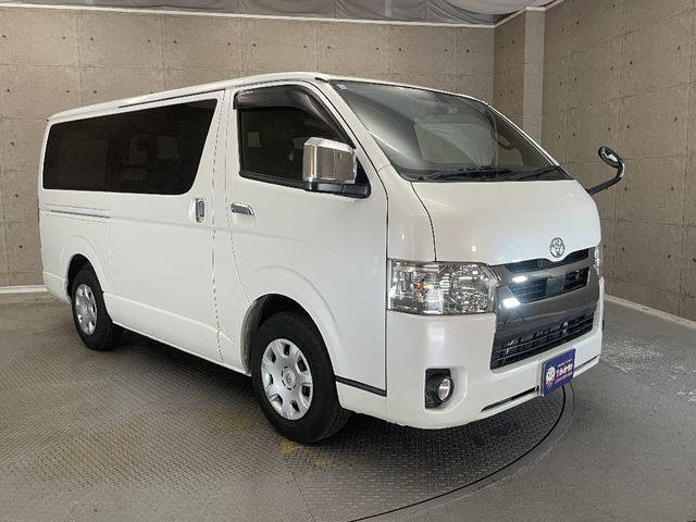 TOYOTA HIACE van 2WD 2021