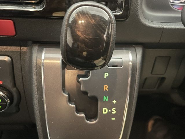 TOYOTA HIACE van 2WD 2021