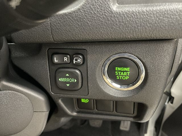 TOYOTA HIACE van 2WD 2021