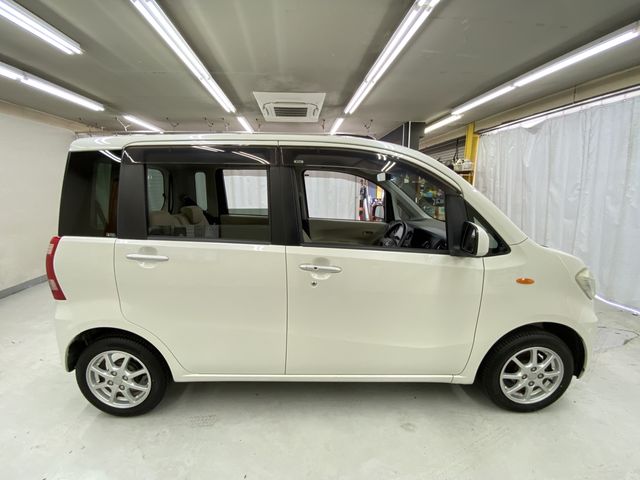 DAIHATSU TANTO Exe 2012
