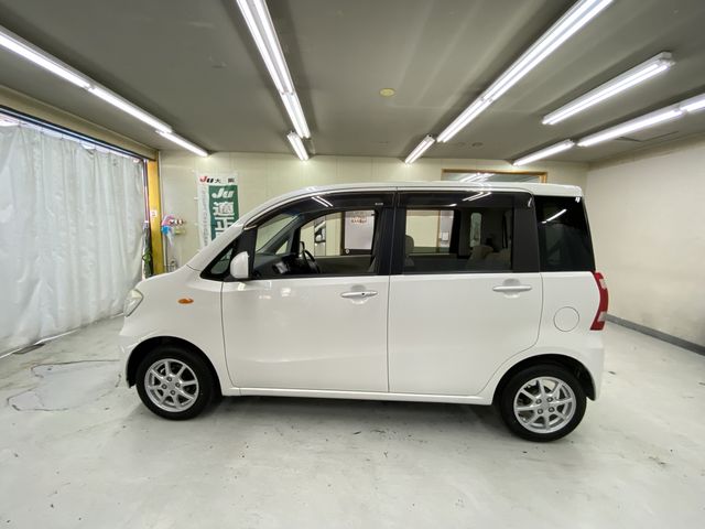 DAIHATSU TANTO Exe 2012