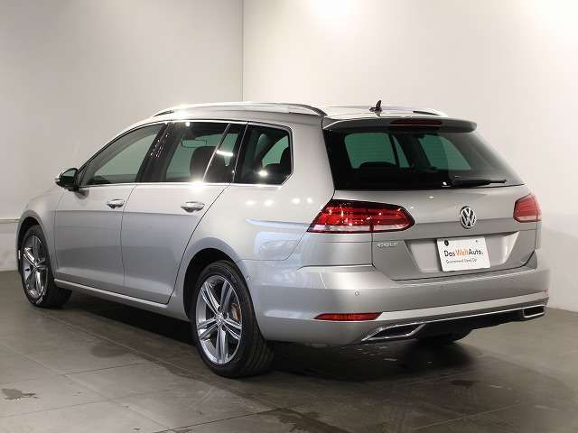 VOLKSWAGEN VOLKSWAGEN GOLF VARIANT 2020