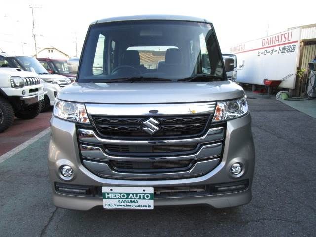 SUZUKI Spacia custom Z 2017