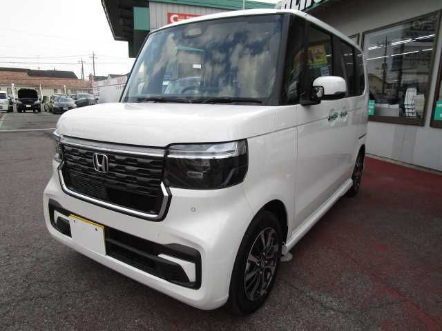 HONDA N BOX CUSTOM 2024