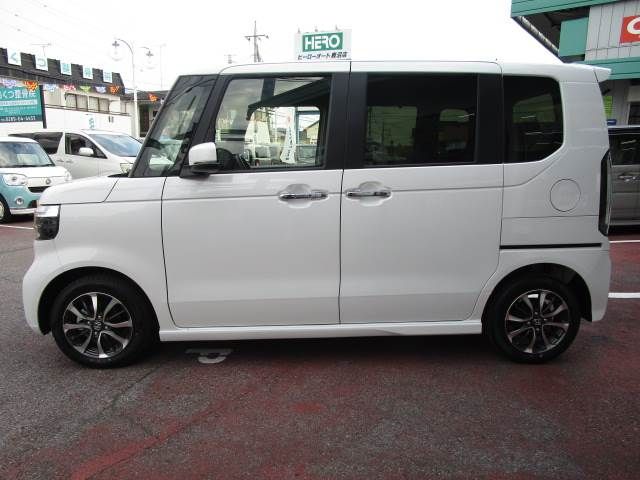 HONDA N BOX CUSTOM 2024