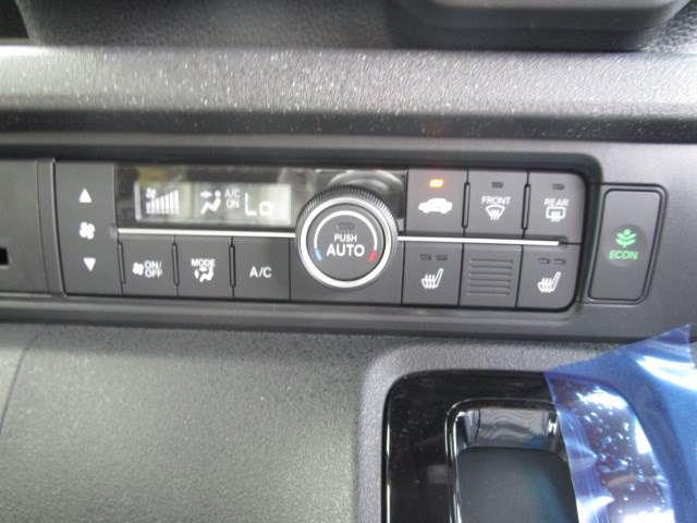 HONDA N BOX CUSTOM 2024