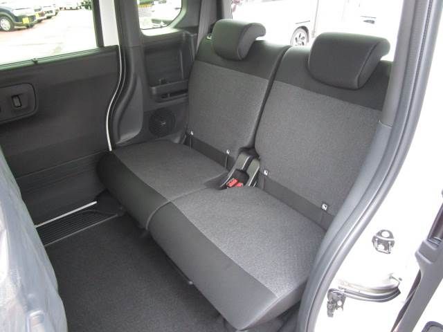 HONDA N BOX CUSTOM 2024