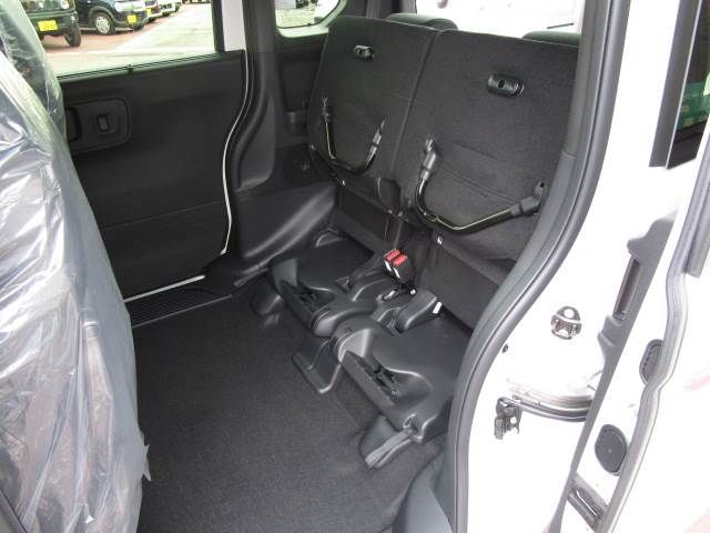 HONDA N BOX CUSTOM 2024