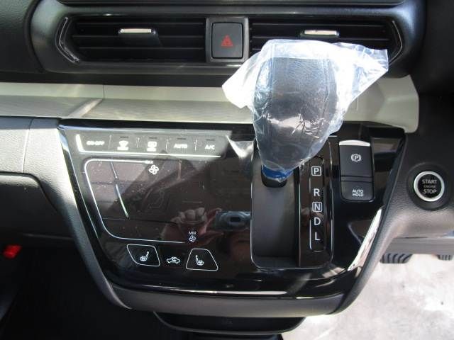 MITSUBISHI DELICA MINI 2025