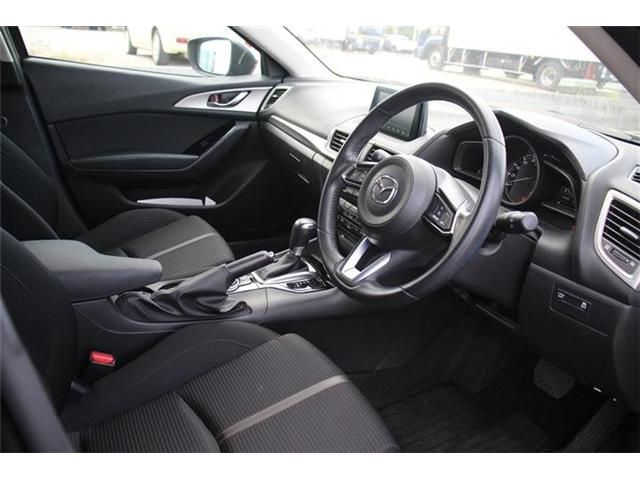 MAZDA AXELA SPORTS 2016