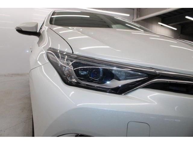 TOYOTA AURIS HYBRID 2016