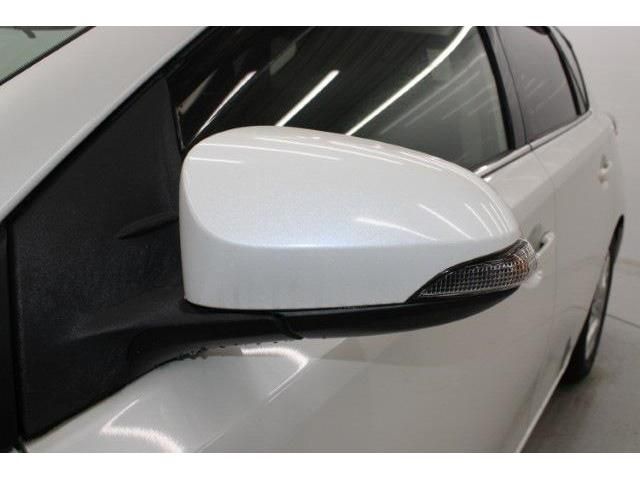 TOYOTA AURIS HYBRID 2016