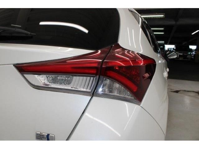 TOYOTA AURIS HYBRID 2016