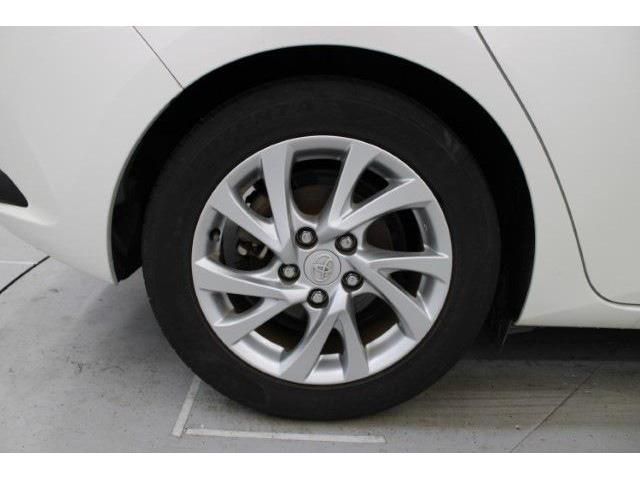 TOYOTA AURIS HYBRID 2016