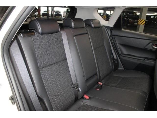 TOYOTA AURIS HYBRID 2016