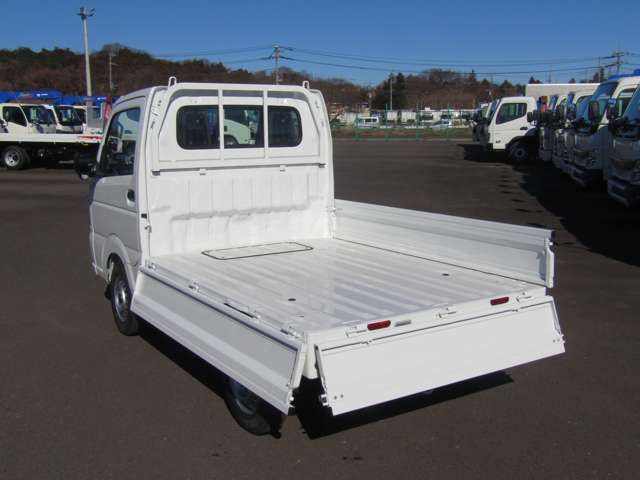 MITSUBISHI MINICAB truck 4WD 2024