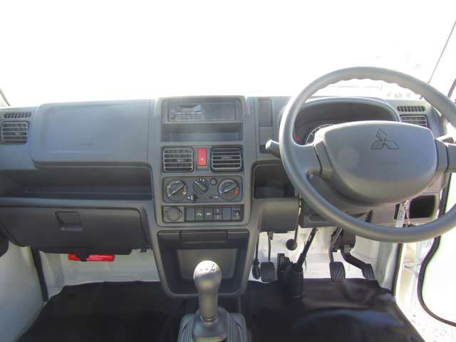 MITSUBISHI MINICAB truck 4WD 2024