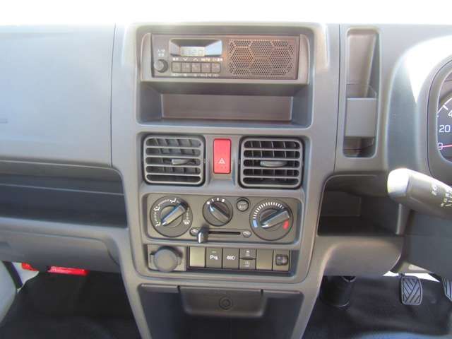 MITSUBISHI MINICAB truck 4WD 2024