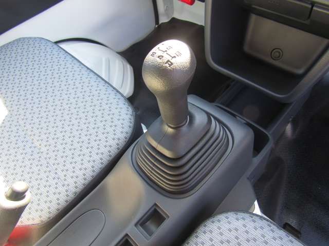 MITSUBISHI MINICAB truck 4WD 2024