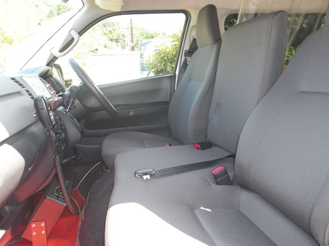 TOYOTA HIACE van 2WD 2013