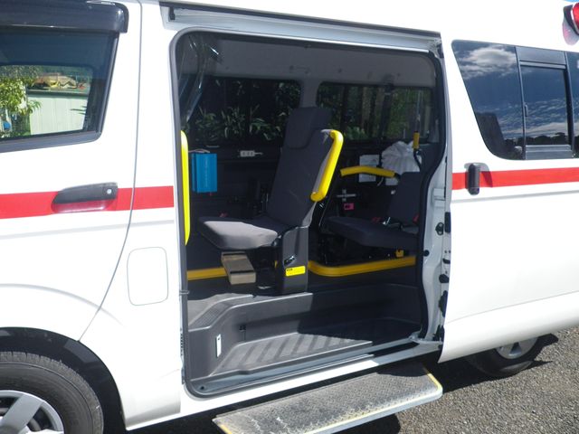 TOYOTA HIACE van 2WD 2013