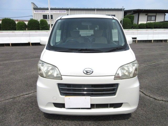 DAIHATSU TANTO Exe 2011