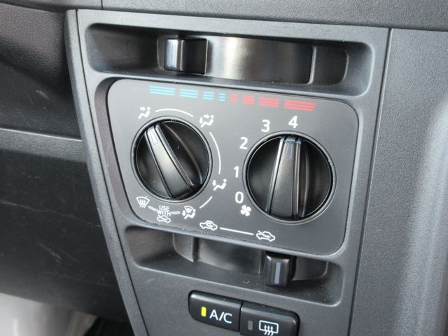 DAIHATSU HIJET CARGO 4WD 2021