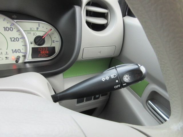 TOYOTA PIXIS SPACE 2014