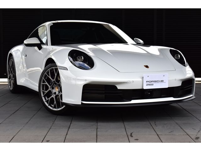 PORSCHE PORSCHE 911 2025