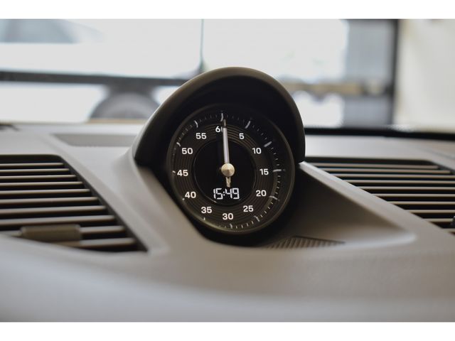 PORSCHE PORSCHE 911 2025