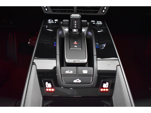 PORSCHE PORSCHE 911 2025