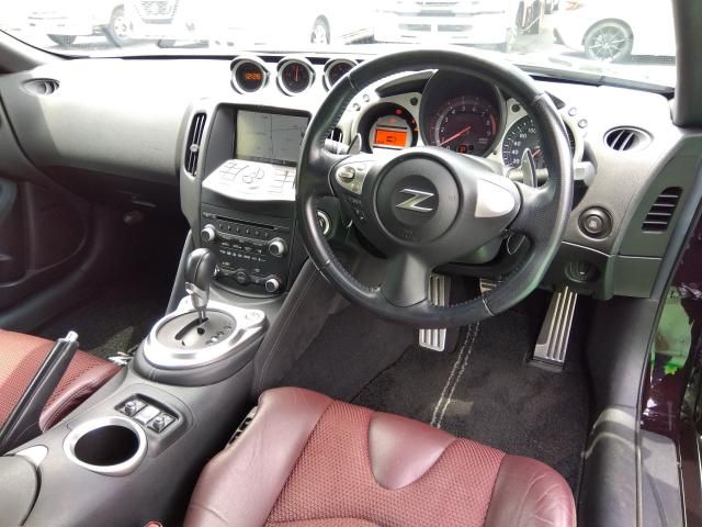 NISSAN FAIRLADY Z roadstar 2010