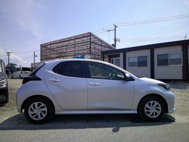 TOYOTA YARIS HYBRID 2021